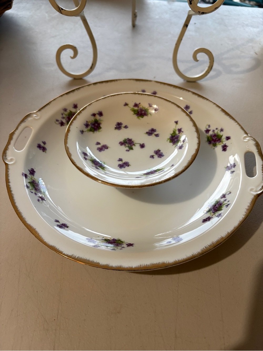 Vintage Lefton Floral Ceramic   - White with Purple Flowers